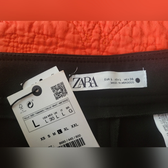 NWT Zara slight stretch flared black trousers pants with hidden side zipper - Picture 8 of 9